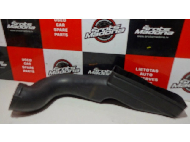 Деталь (детали) канала забора воздуха