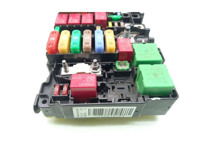 Блок предохранителей 9804848480 Peugeot 2008 II