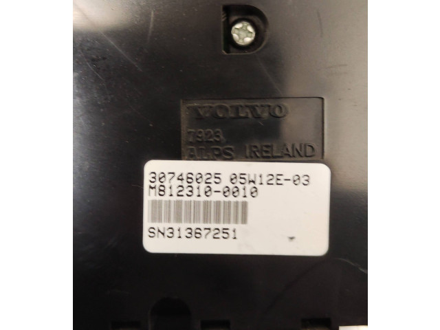 Блок управления климат-контролем 30746025, 05W12E03   Volvo XC90