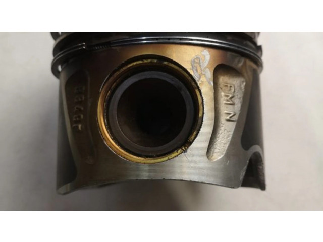 Поршень A6510301017, 0160512211X Mercedes-Benz C W204 для дизельного двигателя 2.2