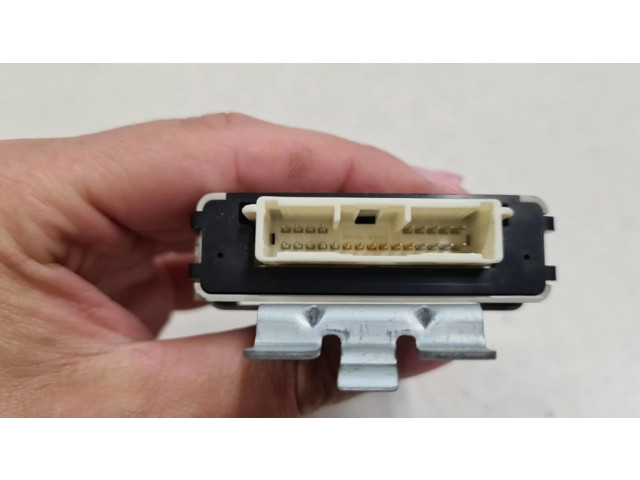 Блок фонаря / (блок «хenon»)