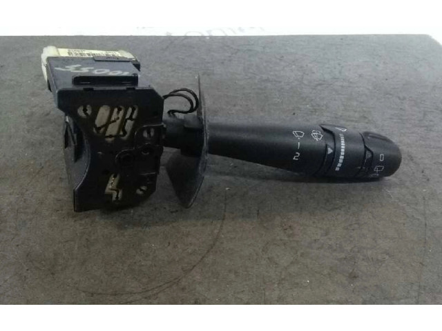 Ручка стеклоочистителей Renault Scenic RX