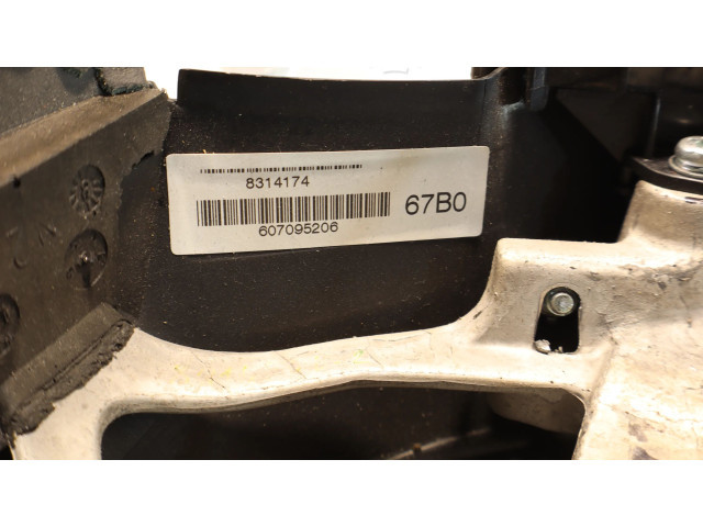 Volant Toyota Auris 150 2009   