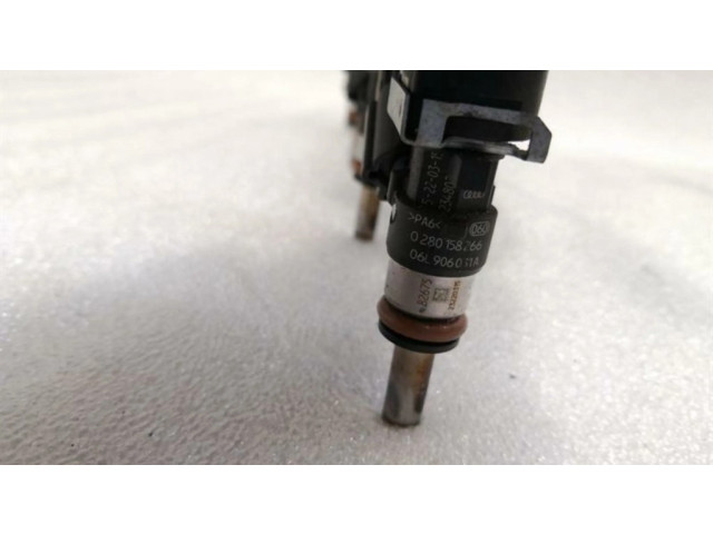 Vstřikovací lišta 06L906031A, 06K133681A Audi S1 pro benzínový motor 2.0