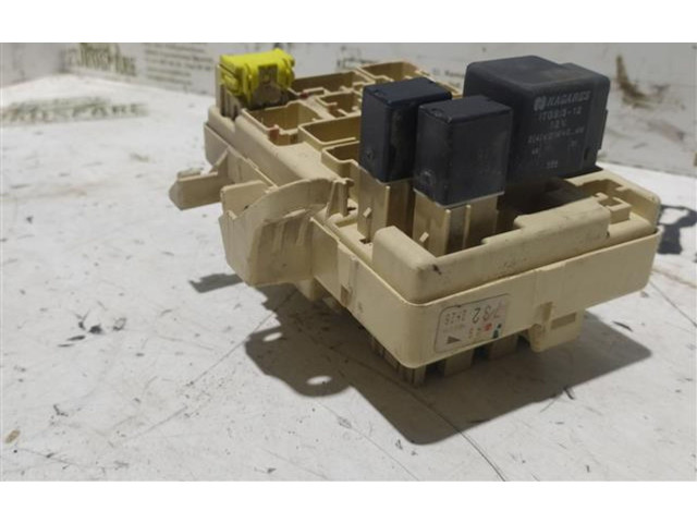 Pojistková skříňka 82641 Toyota Hilux (AN10, AN20, AN30) 2001