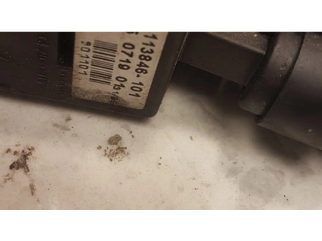 Передний двигатель механизма для подъема окон