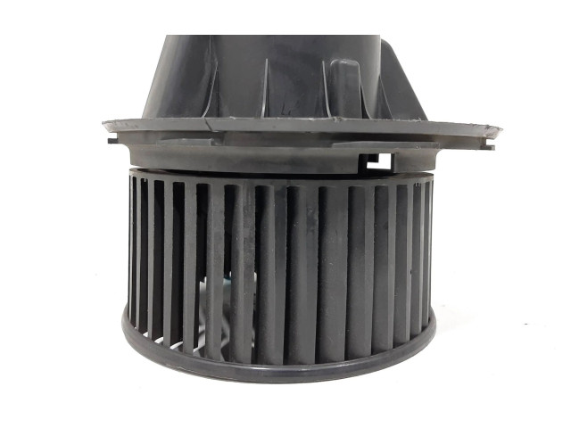 Вентилятор печки Volkswagen Golf SportWagen