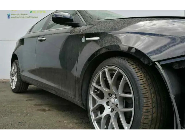 Моторчик дворников 0390243019 Alfa Romeo Giulietta