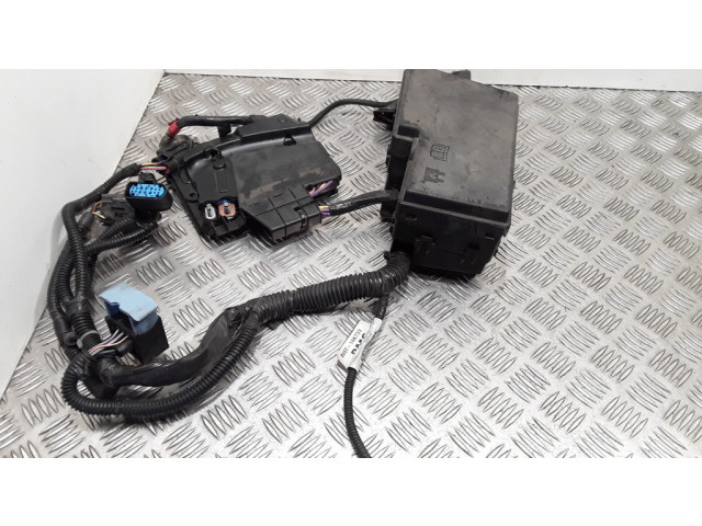 Блок предохранителей BV6T14K733BMC   Ford Focus    