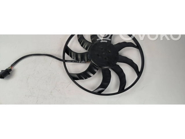 Вентилятор радиатора     2Q0121203N    Skoda Kamiq 