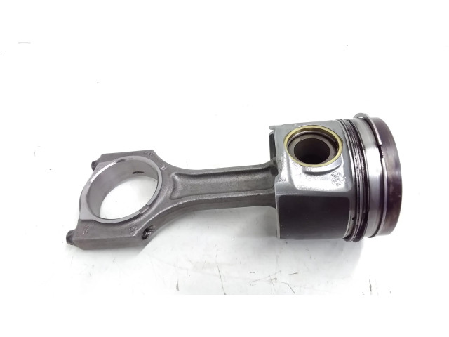 Píst 0843ME, 857101205   BMW 2 F22 F23  pro naftový motor 2.0  1068