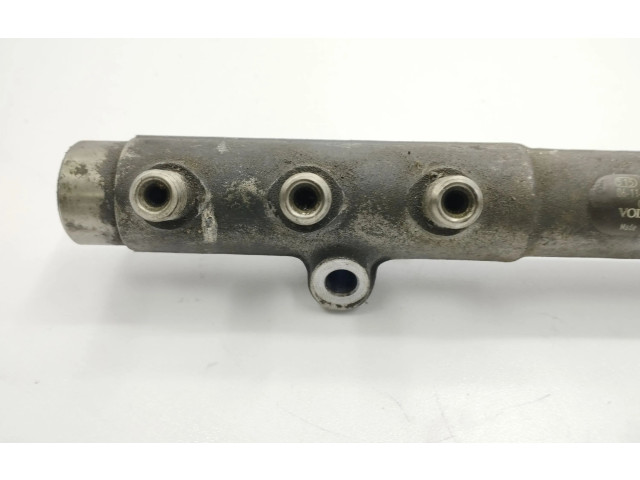 Топливная рампа 30777554, 0445215023 Volvo V70