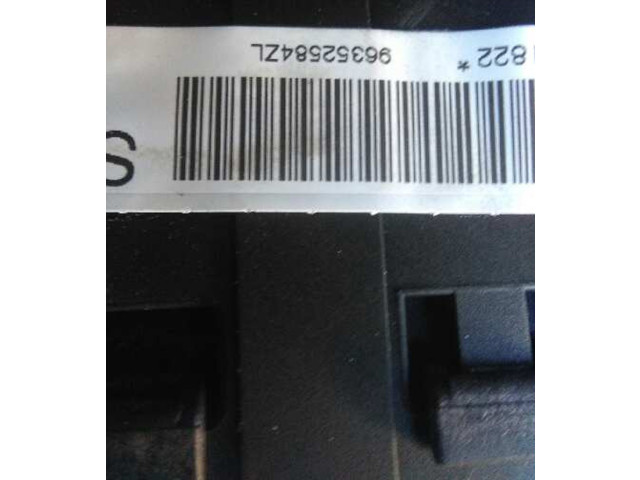 Подушка безопасности водителя 96352584ZL   Citroen Saxo