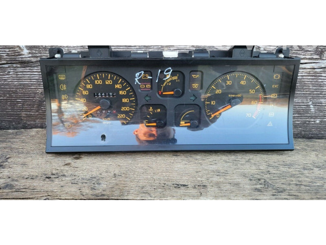 Панель приборов 7700784064   Renault 19       