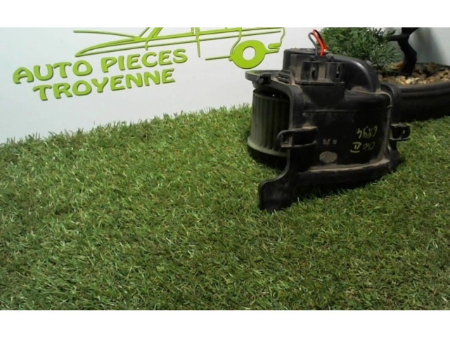 Вентилятор печки       Renault Clio II