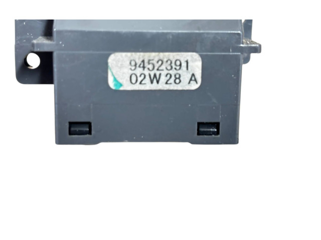 Ручка стеклоочистителей 9452391, 02W28A   Volvo V70