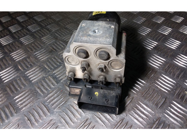 Блок АБС 13664108, 13172568   Opel  Vectra C  2005-2009 года