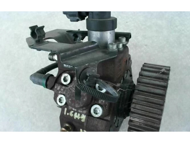 Топливный насос