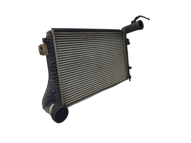 Интеркулер  1K0145803AL   Volkswagen Caddy 