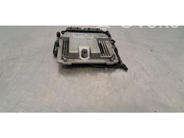 Блок управления двигателя 9832694380   Peugeot Partner III