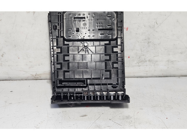 Pojistková skříňka 1K0937125D Volkswagen Golf VI 2010