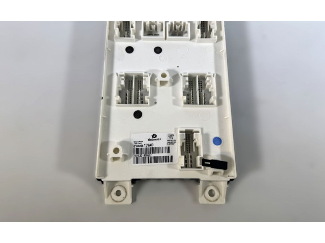 Блок комфорта P68236139AD, P68236139AD Jeep Grand Cherokee