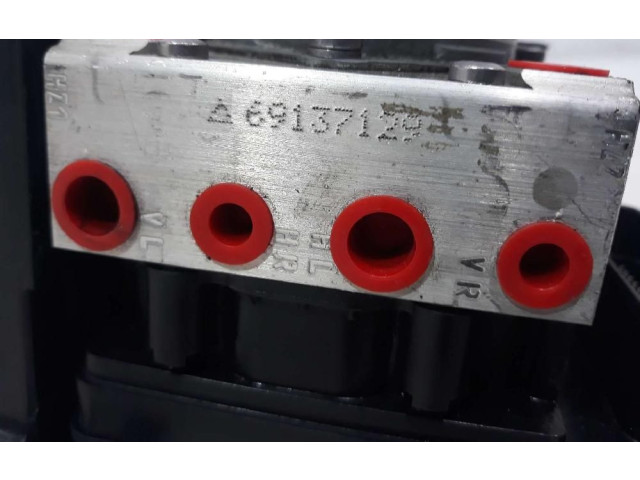 Блок АБС 52137661 Jeep Renegade 2014- года