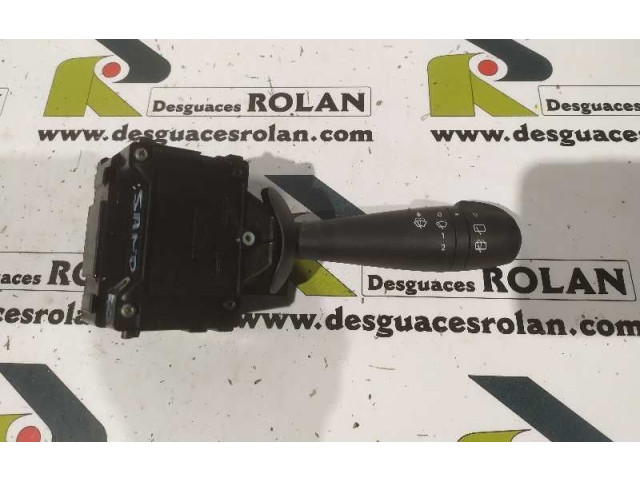 Ручка стеклоочистителей Dacia Sandero