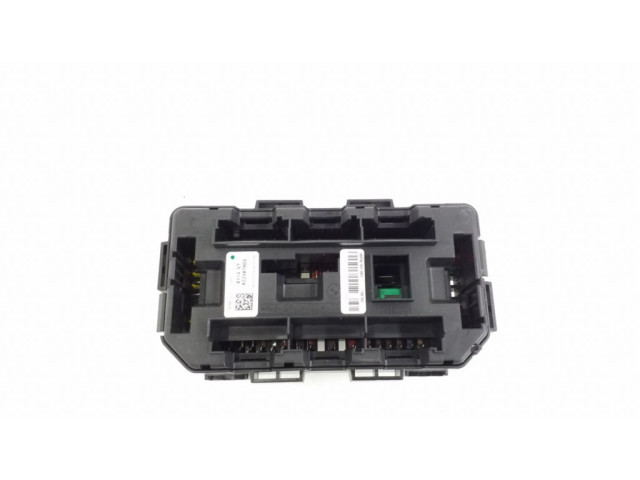 Pojistková skříňka 9224879, 922487903 BMW 1 F20 F21 2012