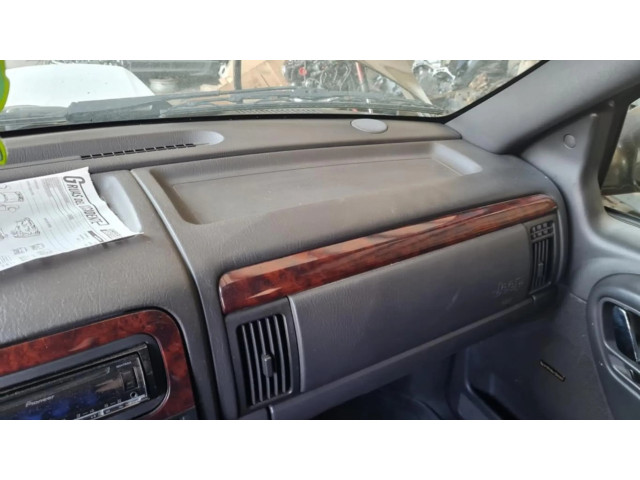 Подушка безопасности водителя Jeep Grand Cherokee (WJ)