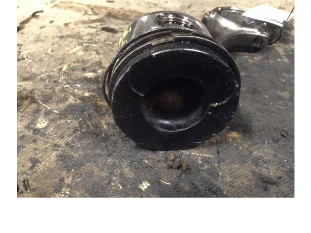 Поршень с шатуном Fiat Idea