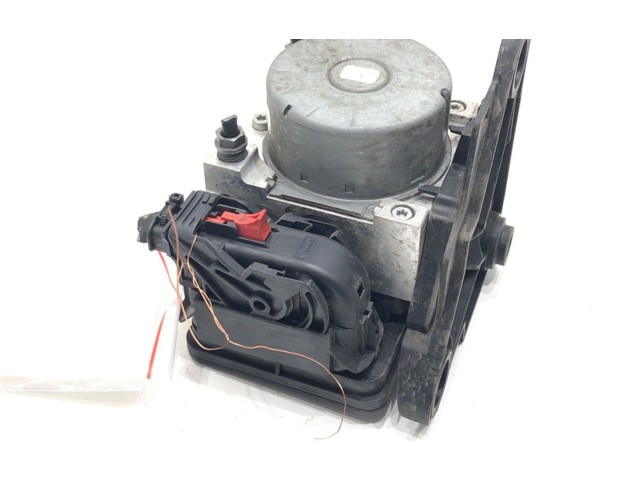 Блок АБС 5Q0614517AQ Skoda Octavia Mk3 (5E) 2013 - 2019 года