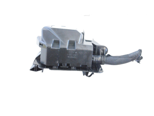 Pojistková skříňka Lexus ES 250 - 300 - 330 2019