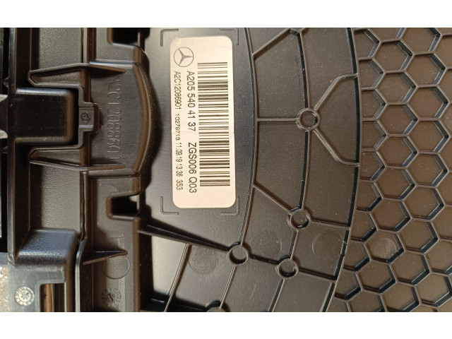 Přístrojová deska Mercedes-Benz GLC C253 2021 A2055404137, A2059000046