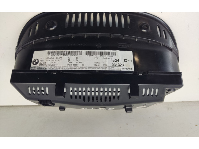 Радио/ проигрыватель CD/DVD / навигация