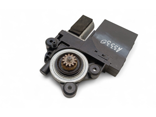 Шатун  979037100    Volvo C30  