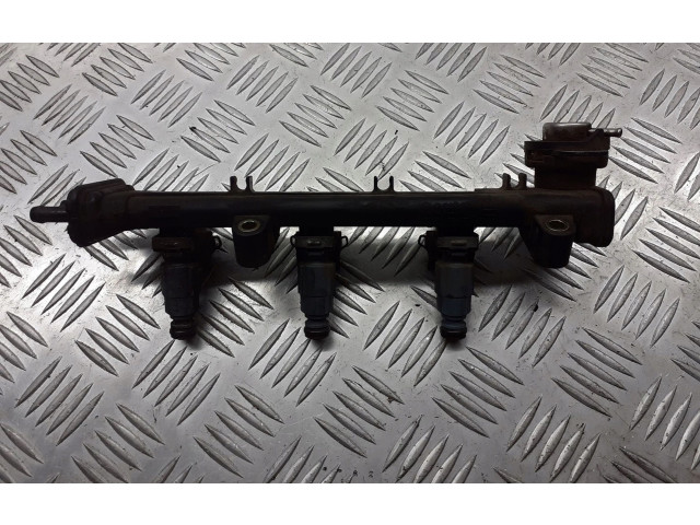 Топливная рампа 0003096V005 Smart ForFour I