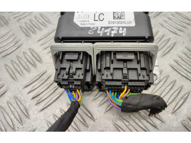 Блок подушек безопасности GN1514B321LC Ford Ecosport