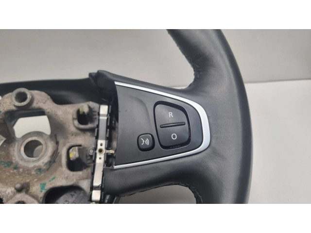 Руль Renault Captur 2013-2020 года 484000110R, 632987400B