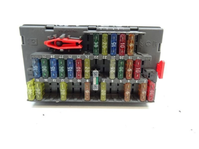 Блок предохранителей 9568591180 Citroen Xsara