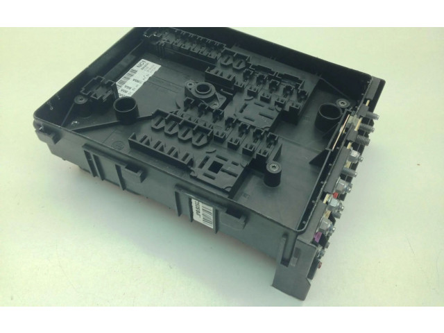 Блок предохранителей 1K0937125A Volkswagen Golf Plus