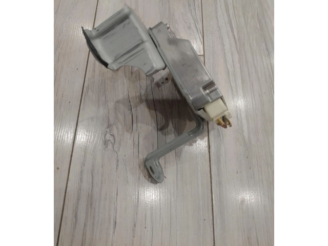 Блок управления коробкой передач    Toyota Auris 150