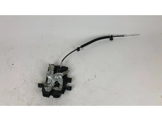 Zámek zadních dveří 670039576, C68322101   Maserati Levante 2017