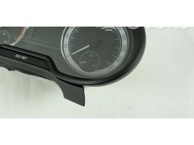 Панель приборов 5E0920751E Skoda Octavia Mk3 (5E)