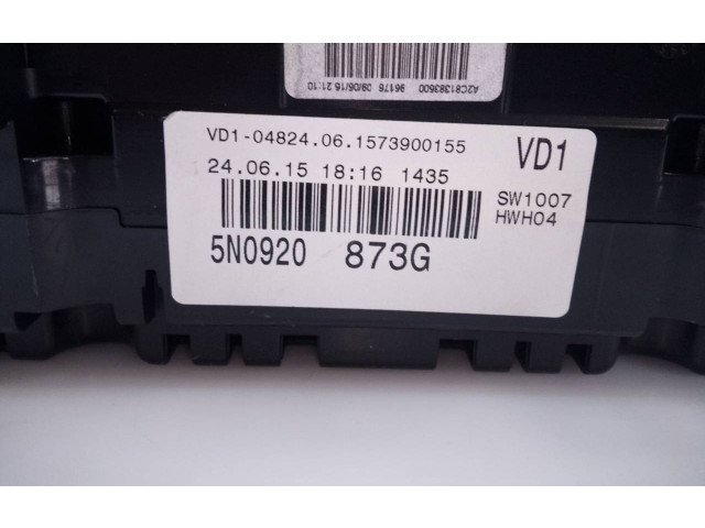 Přístrojová deska Volkswagen Tiguan 2015 5N0920873G, E2-A1-33-2