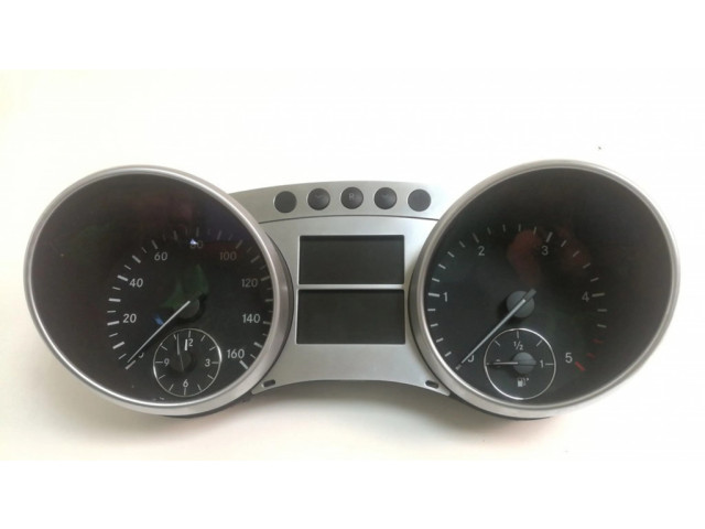 Přístrojová deska Mercedes-Benz ML W164 2009 A2519003300