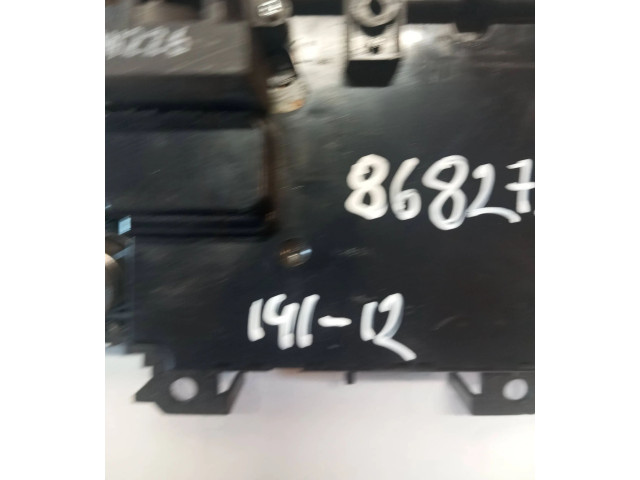 Блок управления климат-контролем 8682734   Volvo XC90