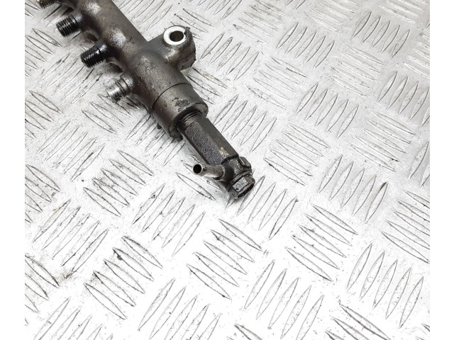 Vstřikovací lišta Subaru Legacy EE20Z