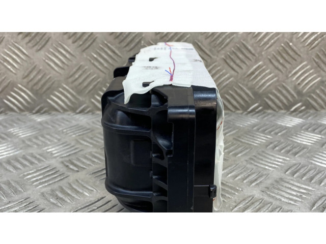 Подушка безопасности пассажира 654880204D   Skoda Kamiq