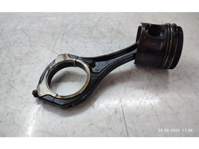 Píst Mercedes-Benz S W221 OM642